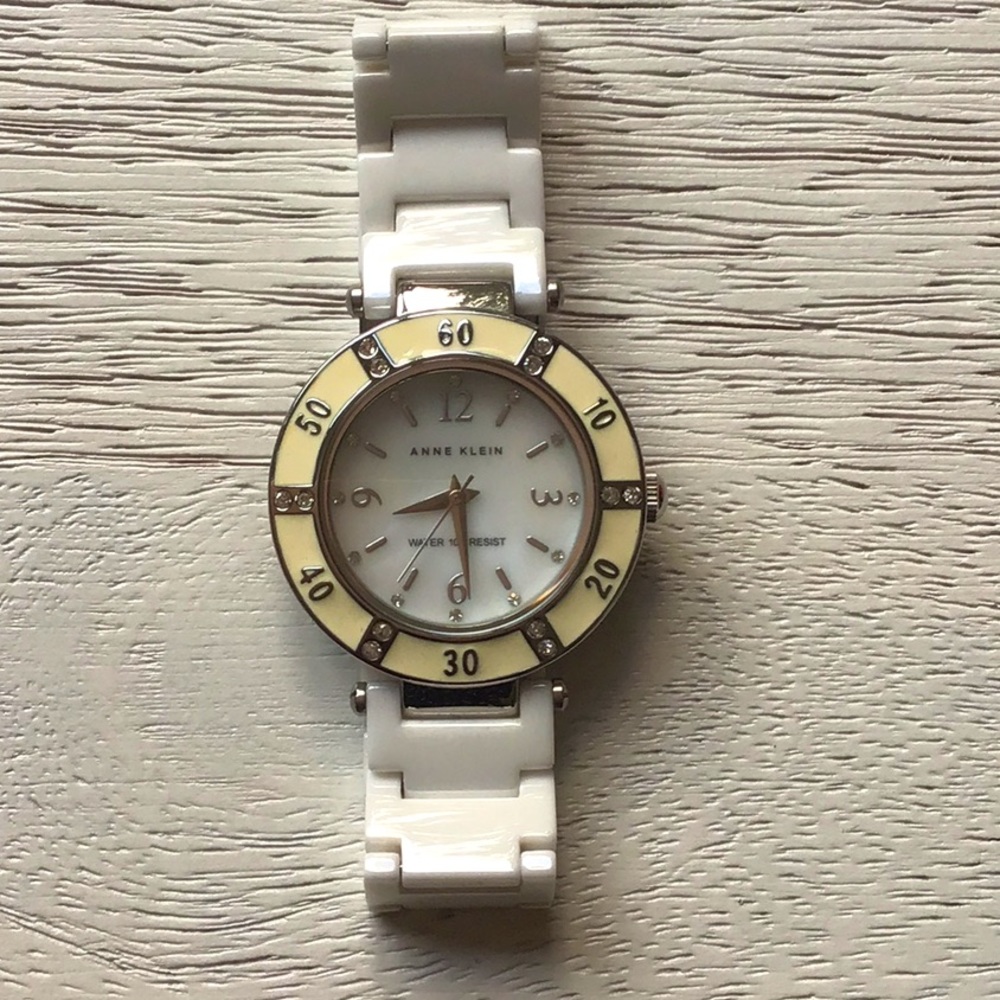 White Ceramic Bracelet Watch